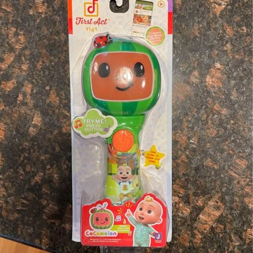 CoComelon Musical Sing-a-Long Microphone New in Package